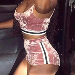 Two-piece velvet shorts and bra set